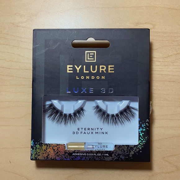 Eylure London 3D Faux Mink with adhesive inside - Picture 1 of 3
